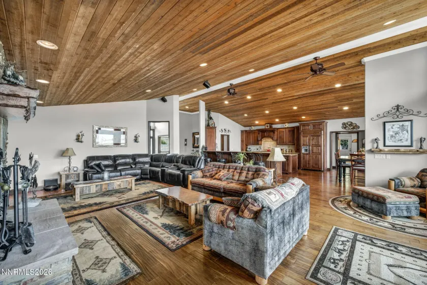 1980 Larson, Coleville, California 96107, 3 Bedrooms Bedrooms, ,4 BathroomsBathrooms,Residential,Residential,Larson,0,260008719
