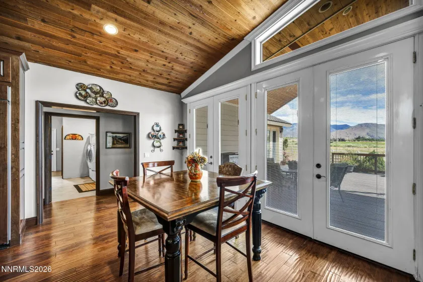 1980 Larson, Coleville, California 96107, 3 Bedrooms Bedrooms, ,4 BathroomsBathrooms,Residential,Residential,Larson,0,260008719