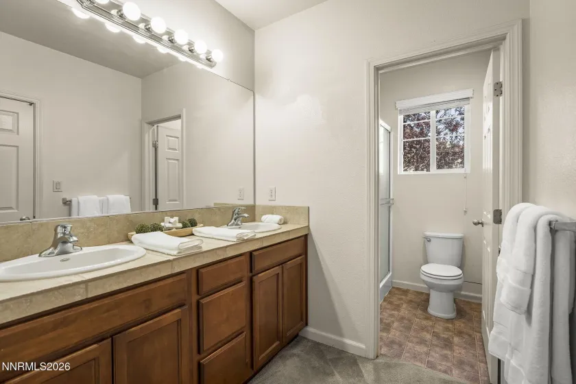 10660 Brittany Park, Reno, Nevada 89521, 3 Bedrooms Bedrooms, ,2 BathroomsBathrooms,Residential,Residential,Brittany Park,0,260008721