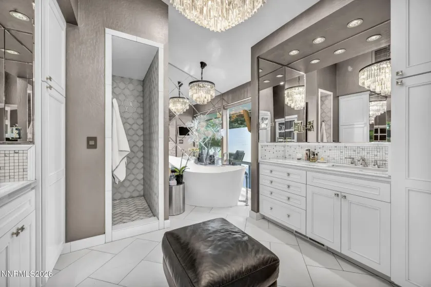 Main house - primary bath