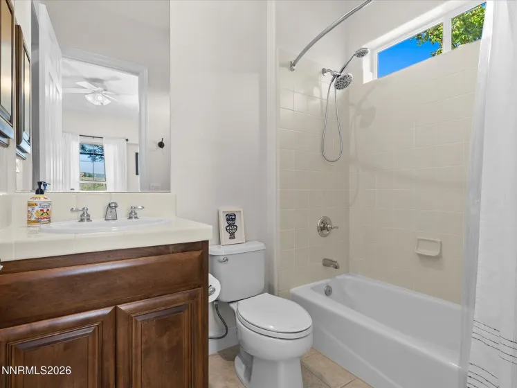 1772 Fairway Hills, Reno, Nevada 89523, 4 Bedrooms Bedrooms, ,5 BathroomsBathrooms,Residential,Residential,Fairway Hills,0,260008729