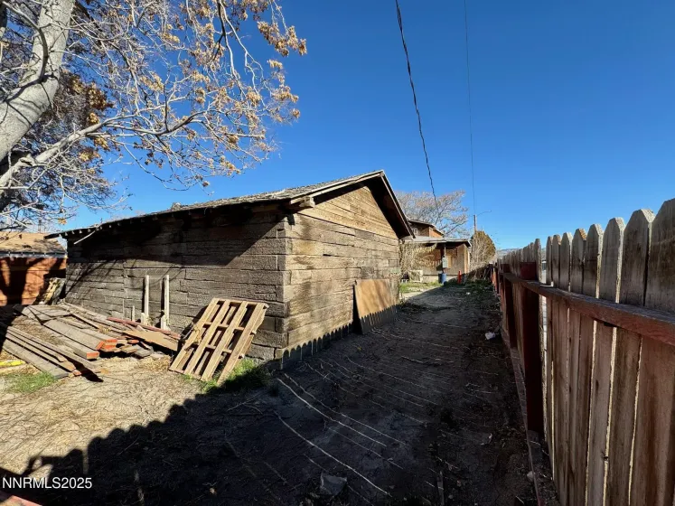 615 Grinnel Ave, Lovelock, Nevada 89419, 4 Bedrooms Bedrooms, ,3 BathroomsBathrooms,Residential,Residential,Grinnel Ave,0,250058924