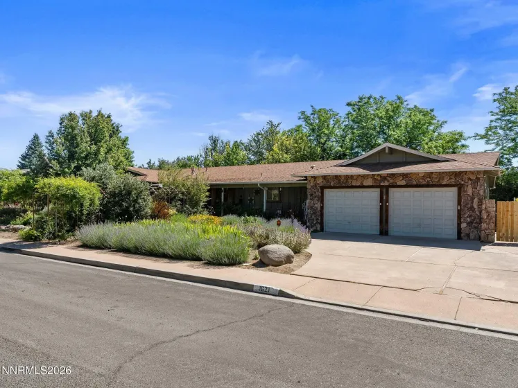 1621 Andorra, Carson City, Nevada 89703, 3 Bedrooms Bedrooms, ,3 BathroomsBathrooms,Residential,Residential,Andorra,0,260008745