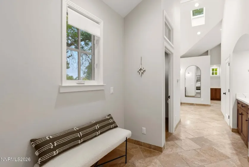 1400 Meadowview, Reno, Nevada 89509, 4 Bedrooms Bedrooms, ,4 BathroomsBathrooms,Residential,Residential,Meadowview,0,260006851