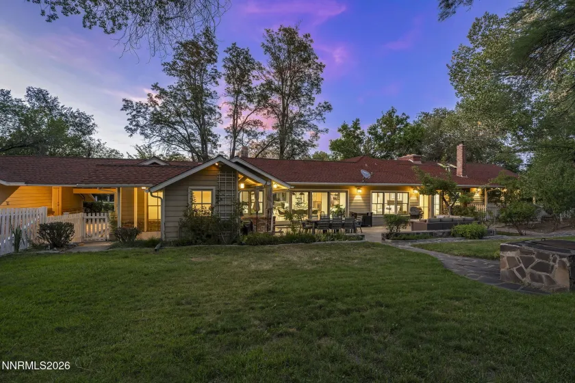 1400 Meadowview, Reno, Nevada 89509, 4 Bedrooms Bedrooms, ,4 BathroomsBathrooms,Residential,Residential,Meadowview,0,260006851