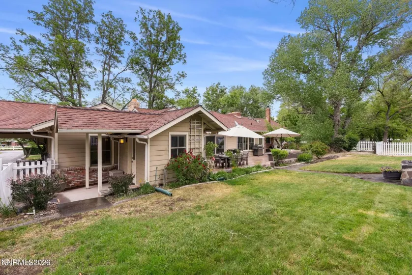 1400 Meadowview, Reno, Nevada 89509, 4 Bedrooms Bedrooms, ,4 BathroomsBathrooms,Residential,Residential,Meadowview,0,260006851