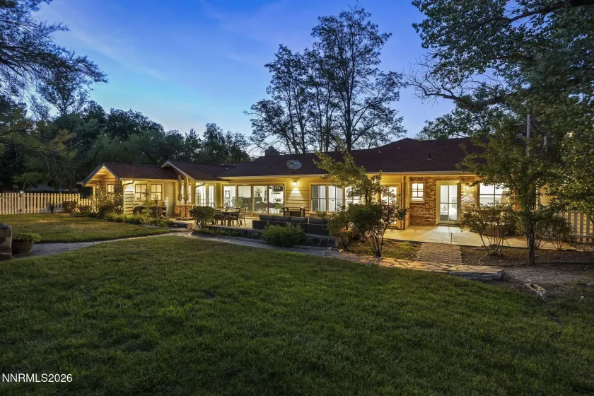 1400 Meadowview, Reno, Nevada 89509, 4 Bedrooms Bedrooms, ,4 BathroomsBathrooms,Residential,Residential,Meadowview,0,260006851