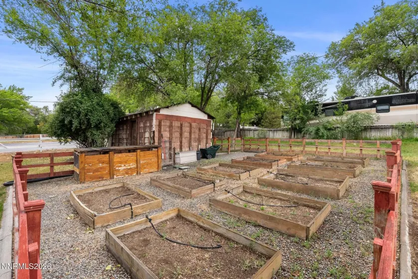 1400 Meadowview, Reno, Nevada 89509, 4 Bedrooms Bedrooms, ,4 BathroomsBathrooms,Residential,Residential,Meadowview,0,260006851