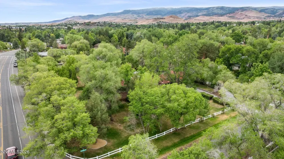 1400 Meadowview, Reno, Nevada 89509, 4 Bedrooms Bedrooms, ,4 BathroomsBathrooms,Residential,Residential,Meadowview,0,260006851