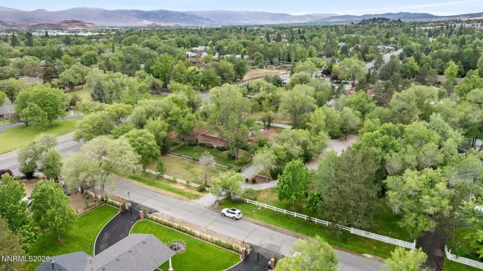 1400 Meadowview, Reno, Nevada 89509, 4 Bedrooms Bedrooms, ,4 BathroomsBathrooms,Residential,Residential,Meadowview,0,260006851
