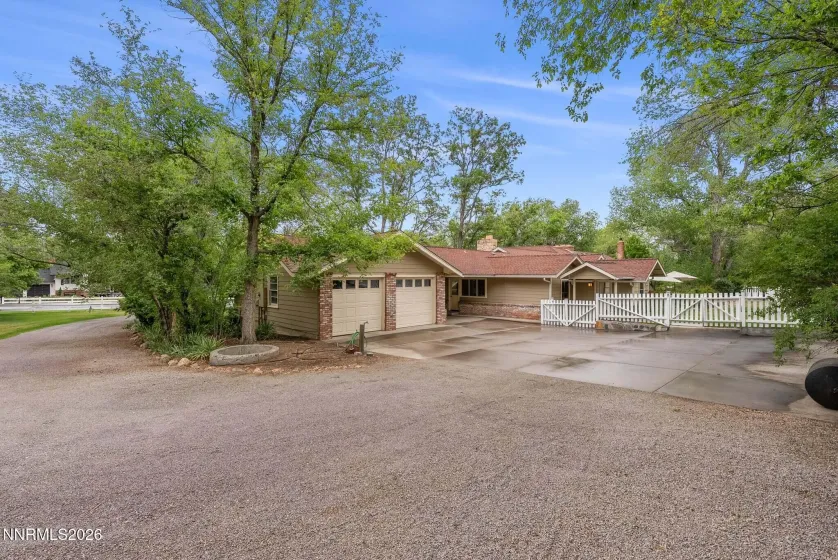 1400 Meadowview, Reno, Nevada 89509, 4 Bedrooms Bedrooms, ,4 BathroomsBathrooms,Residential,Residential,Meadowview,0,260006851