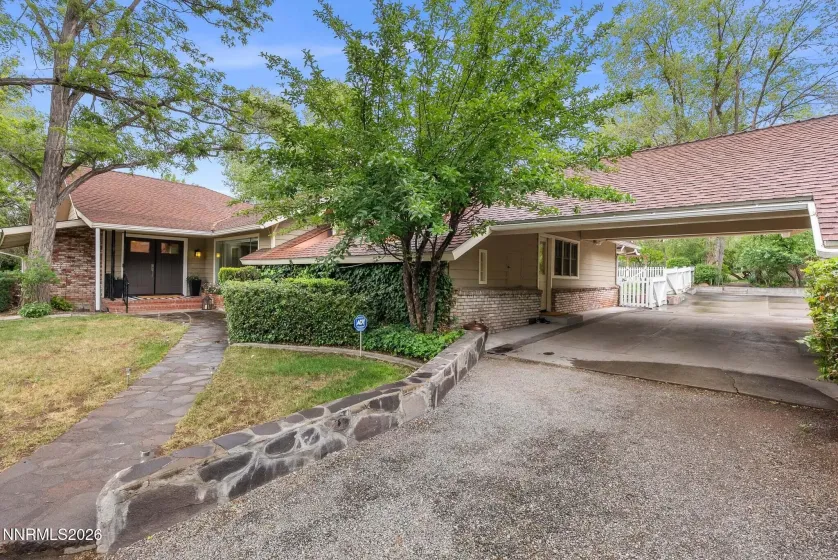 1400 Meadowview, Reno, Nevada 89509, 4 Bedrooms Bedrooms, ,4 BathroomsBathrooms,Residential,Residential,Meadowview,0,260006851
