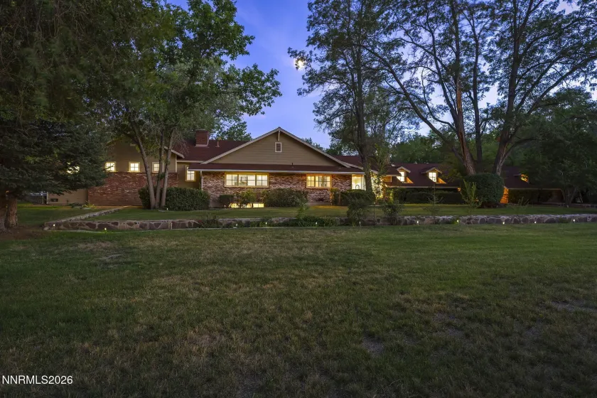 1400 Meadowview, Reno, Nevada 89509, 4 Bedrooms Bedrooms, ,4 BathroomsBathrooms,Residential,Residential,Meadowview,0,260006851