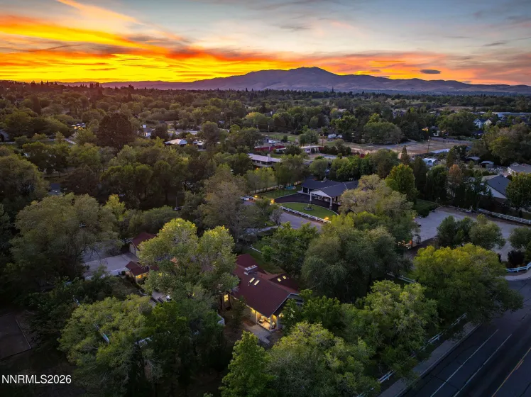 1400 Meadowview, Reno, Nevada 89509, 4 Bedrooms Bedrooms, ,4 BathroomsBathrooms,Residential,Residential,Meadowview,0,260006851