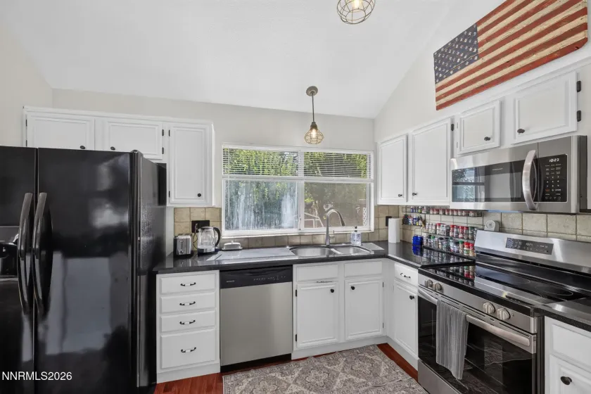 1697 Truckee, Carson City, Nevada 89701, 3 Bedrooms Bedrooms, ,3 BathroomsBathrooms,Residential,Residential,Truckee,0,260008746