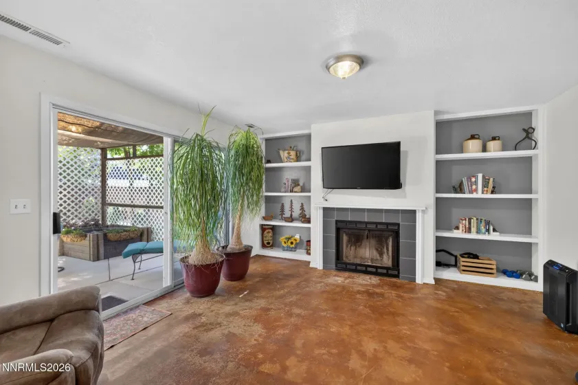 1697 Truckee, Carson City, Nevada 89701, 3 Bedrooms Bedrooms, ,3 BathroomsBathrooms,Residential,Residential,Truckee,0,260008746