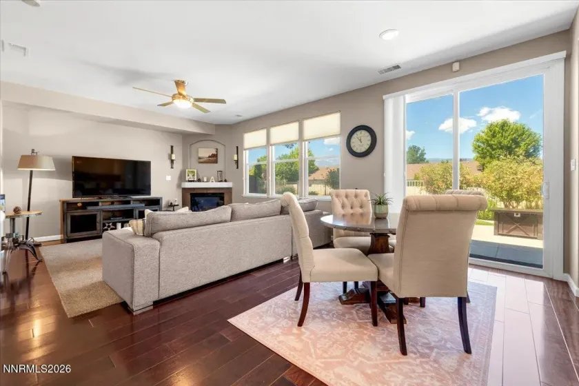 10749 Grayslake, Reno, Nevada 89521, 3 Bedrooms Bedrooms, ,3 BathroomsBathrooms,Residential,Residential,Grayslake,0,260008747