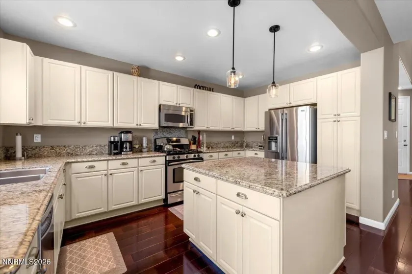 10749 Grayslake, Reno, Nevada 89521, 3 Bedrooms Bedrooms, ,3 BathroomsBathrooms,Residential,Residential,Grayslake,0,260008747