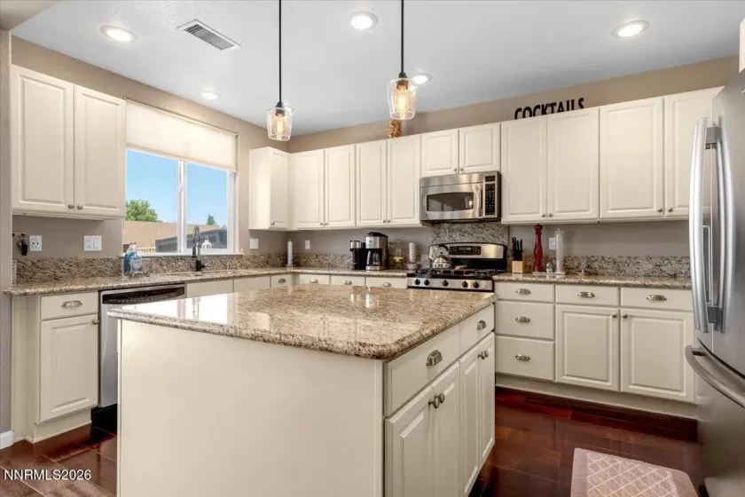 10749 Grayslake, Reno, Nevada 89521, 3 Bedrooms Bedrooms, ,3 BathroomsBathrooms,Residential,Residential,Grayslake,0,260008747