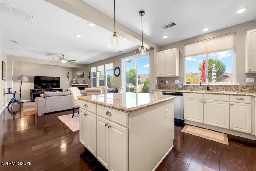 10749 Grayslake, Reno, Nevada 89521, 3 Bedrooms Bedrooms, ,3 BathroomsBathrooms,Residential,Residential,Grayslake,0,260008747