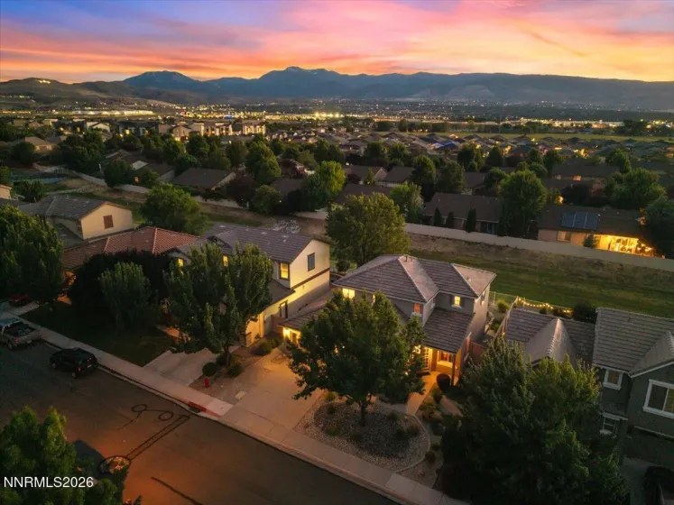 10749 Grayslake, Reno, Nevada 89521, 3 Bedrooms Bedrooms, ,3 BathroomsBathrooms,Residential,Residential,Grayslake,0,260008747