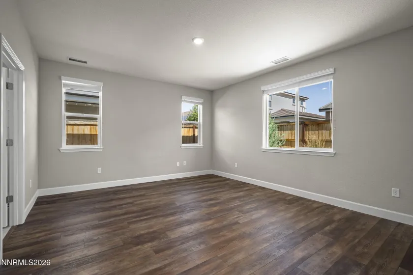 1272 Alfalfa, Sparks, Nevada 89436, 4 Bedrooms Bedrooms, ,3 BathroomsBathrooms,Residential,Residential,Alfalfa,0,260008748