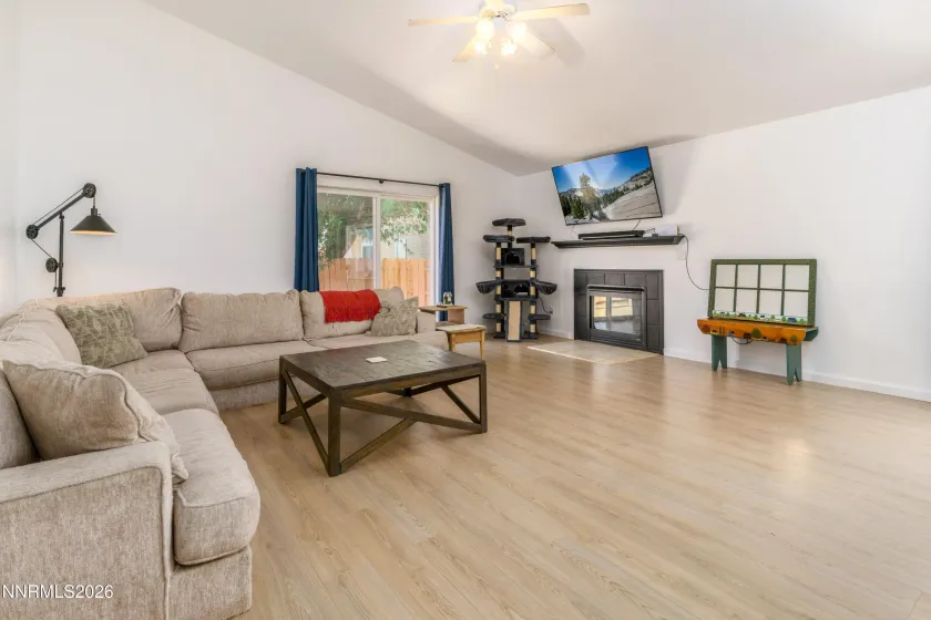 454 Mallard, Fernley, Nevada 89408, 3 Bedrooms Bedrooms, ,2 BathroomsBathrooms,Residential,Residential,Mallard,0,260008730
