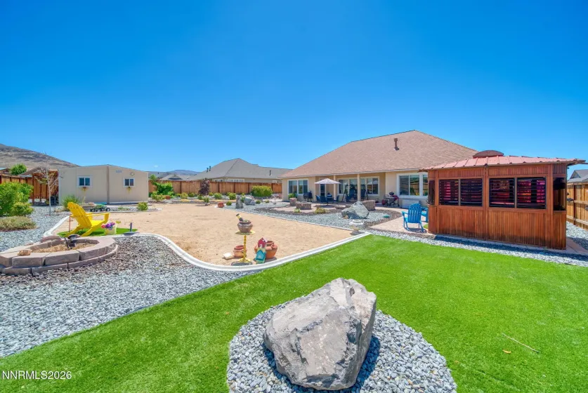 11562 Hacienda Ridge, Sparks, Nevada 89441, 3 Bedrooms Bedrooms, ,3 BathroomsBathrooms,Residential,Residential,Hacienda Ridge,0,260008733