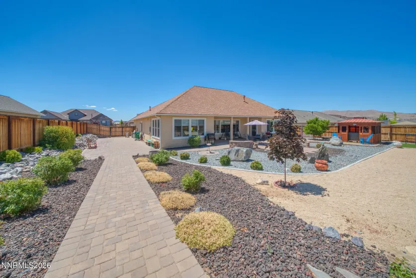 11562 Hacienda Ridge, Sparks, Nevada 89441, 3 Bedrooms Bedrooms, ,3 BathroomsBathrooms,Residential,Residential,Hacienda Ridge,0,260008733