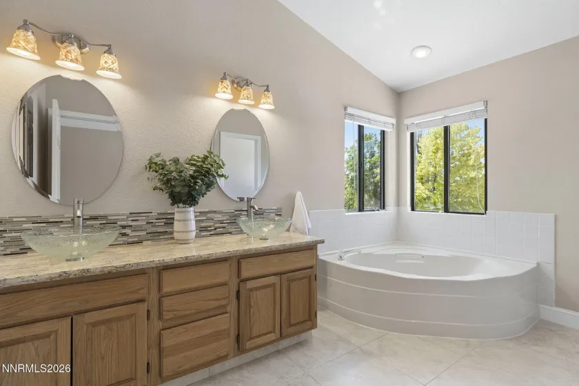 5275 Santa Rosa, Sparks, Nevada 89436, 4 Bedrooms Bedrooms, ,3 BathroomsBathrooms,Residential,Residential,Santa Rosa,0,260008735