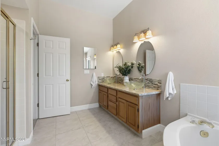 5275 Santa Rosa, Sparks, Nevada 89436, 4 Bedrooms Bedrooms, ,3 BathroomsBathrooms,Residential,Residential,Santa Rosa,0,260008735