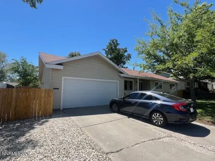 880 Pennsylvania, Reno, Nevada 89503, 3 Bedrooms Bedrooms, ,2 BathroomsBathrooms,Residential,Residential,Pennsylvania,0,260008736