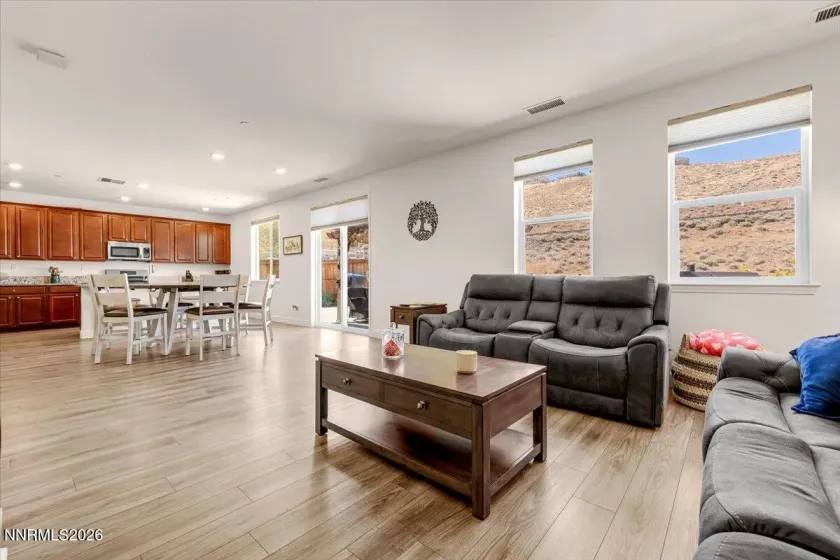 3109 Vecchio, Sparks, Nevada 89434, 4 Bedrooms Bedrooms, ,4 BathroomsBathrooms,Residential,Residential,Vecchio,0,260008740