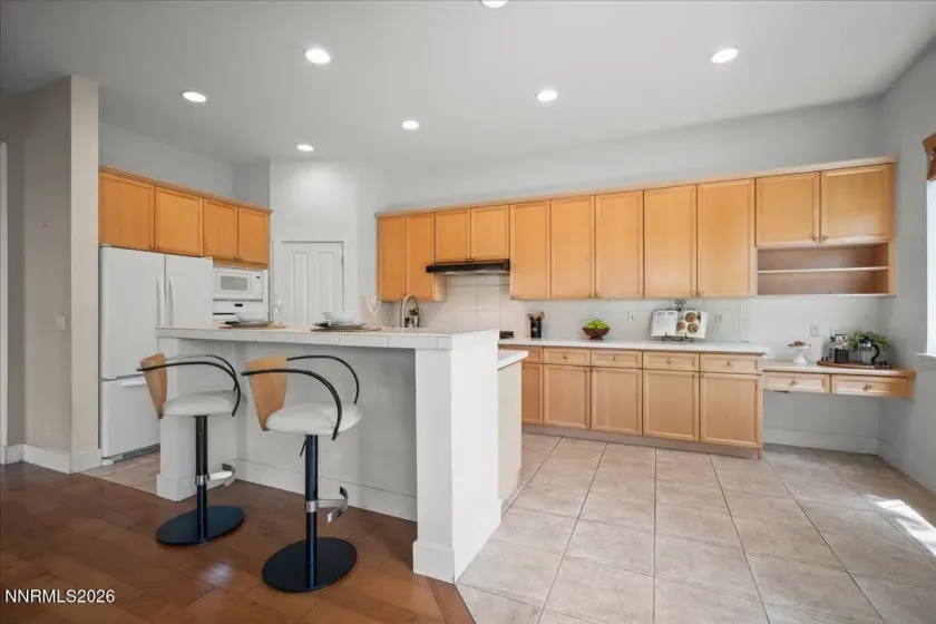 5020 Fall Colors, Reno, Nevada 89519, 3 Bedrooms Bedrooms, ,2 BathroomsBathrooms,Residential,Residential,Fall Colors,0,260008753