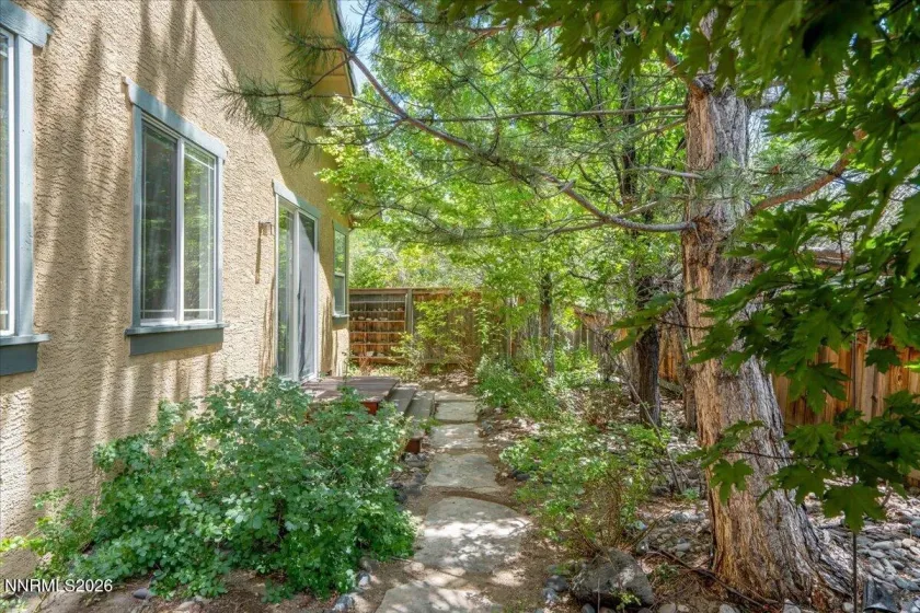 5020 Fall Colors, Reno, Nevada 89519, 3 Bedrooms Bedrooms, ,2 BathroomsBathrooms,Residential,Residential,Fall Colors,0,260008753