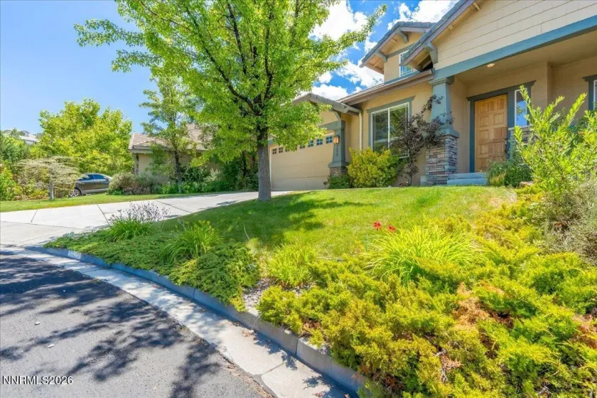 5020 Fall Colors, Reno, Nevada 89519, 3 Bedrooms Bedrooms, ,2 BathroomsBathrooms,Residential,Residential,Fall Colors,0,260008753