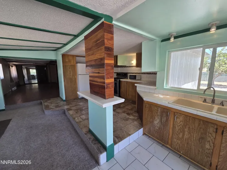 8 Martin, Moundhouse, Nevada 89706, ,Commercial Sale,Residential,Martin,0,260008757