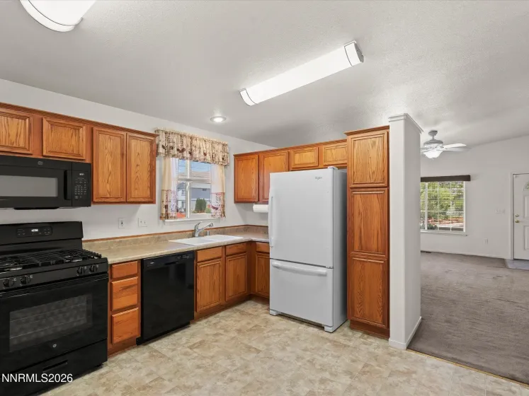 18500 Datewood, Reno, Nevada 89508, 4 Bedrooms Bedrooms, ,2 BathroomsBathrooms,Residential,Residential,Datewood,0,260008758