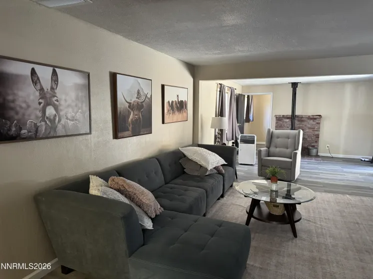 1332 Toiyabe, Gardnerville, Nevada 89410, 4 Bedrooms Bedrooms, ,2 BathroomsBathrooms,Residential,Residential,Toiyabe,0,260008760