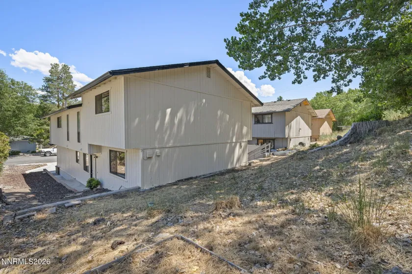 868 Minnesota, Carson City, Nevada 89703, 6 Bedrooms Bedrooms, ,4 BathroomsBathrooms,Residential Income,Residential,Minnesota,0,260008765