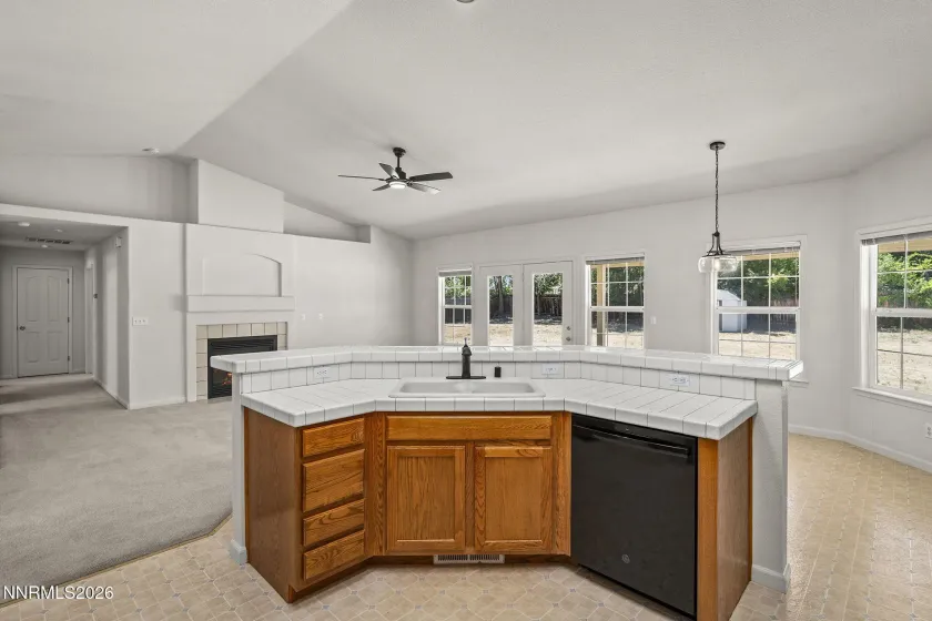 3820 Center, Carson City, Nevada 89701, 3 Bedrooms Bedrooms, ,3 BathroomsBathrooms,Residential,Residential,Center,0,260008768