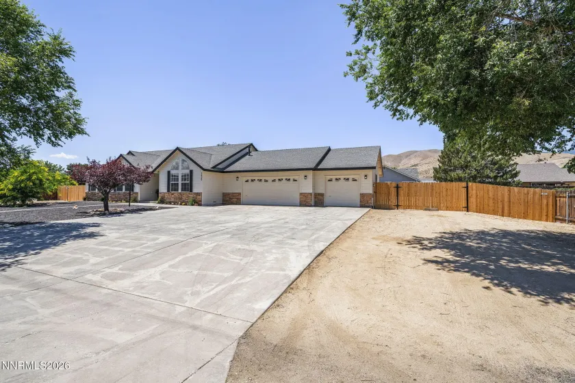 3820 Center, Carson City, Nevada 89701, 3 Bedrooms Bedrooms, ,3 BathroomsBathrooms,Residential,Residential,Center,0,260008768