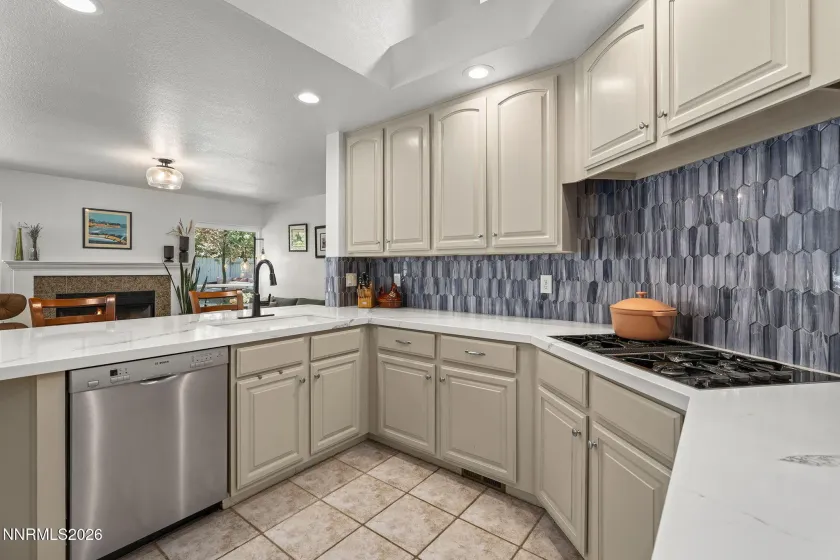 6228 Alpine Meadows, Reno, Nevada 89519, 3 Bedrooms Bedrooms, ,3 BathroomsBathrooms,Residential,Residential,Alpine Meadows,0,260008769