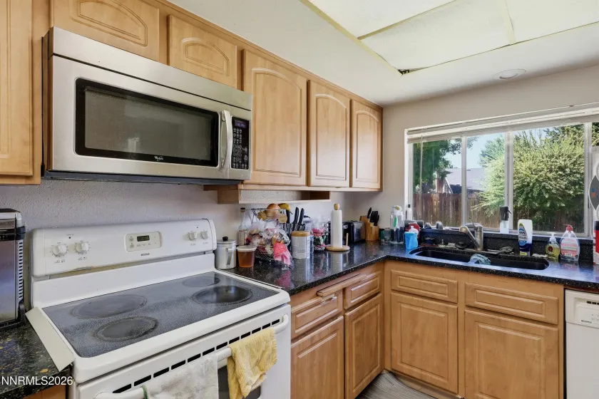 3033 Springland, Sparks, Nevada 89434, 3 Bedrooms Bedrooms, ,2 BathroomsBathrooms,Residential,Residential,Springland,0,260008776