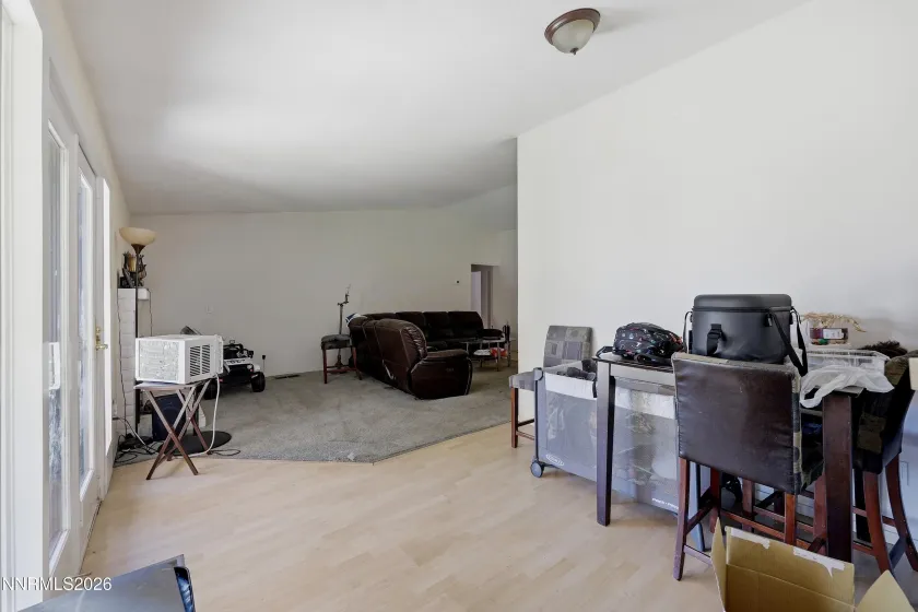 3033 Springland, Sparks, Nevada 89434, 3 Bedrooms Bedrooms, ,2 BathroomsBathrooms,Residential,Residential,Springland,0,260008776