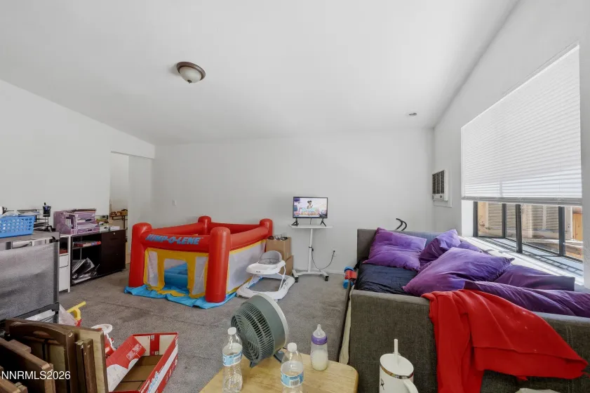 3033 Springland, Sparks, Nevada 89434, 3 Bedrooms Bedrooms, ,2 BathroomsBathrooms,Residential,Residential,Springland,0,260008776