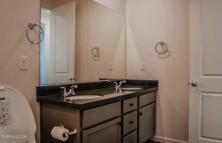 7729 Navasota, Sparks, Nevada 89436, 4 Bedrooms Bedrooms, ,3 BathroomsBathrooms,Residential,Residential,Navasota,0,260008781