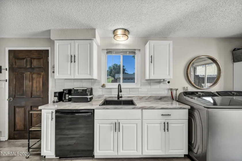 3400 Woodside, Carson City, Nevada 89701, 2 Bedrooms Bedrooms, ,1 BathroomBathrooms,Residential,Residential,Woodside,0,260008780