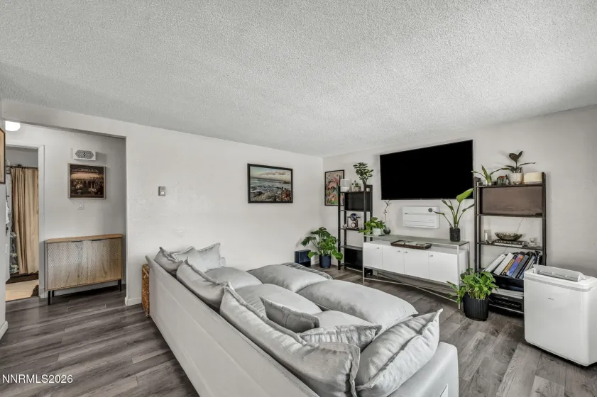 3400 Woodside, Carson City, Nevada 89701, 2 Bedrooms Bedrooms, ,1 BathroomBathrooms,Residential,Residential,Woodside,0,260008780