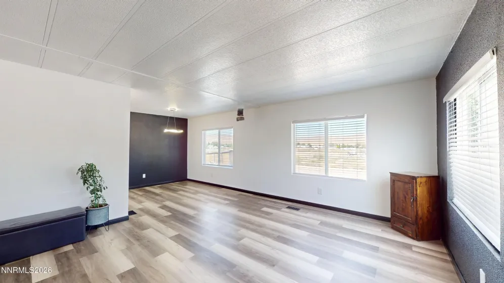 10335 Robbie, Winnemucca, Nevada 89445, 3 Bedrooms Bedrooms, ,2 BathroomsBathrooms,Residential,Residential,Robbie,0,260008782